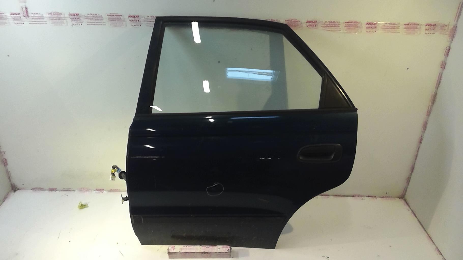 Portière Arrière Gauche Pour Toyota Carina 3 – Occasion, Grise, Kilométrage 230350 Km