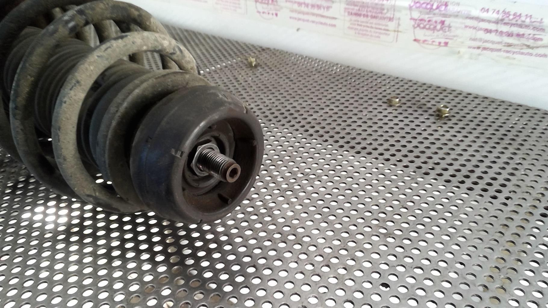 Ammortizzatore anteriore sinistro VOLKSWAGEN GOLF 4 Diésel - 1