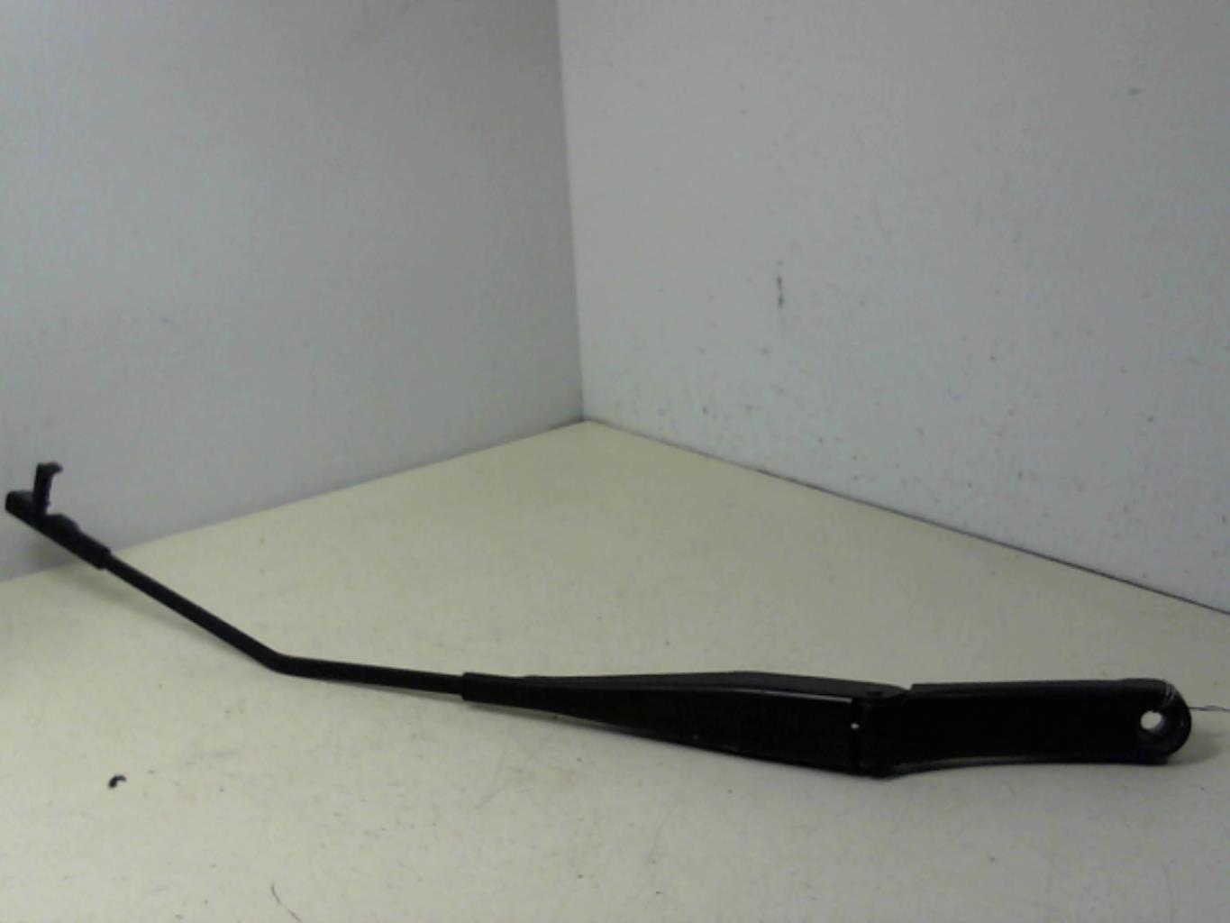 Braccio tergicristallo anteriore destro ALFA ROMEO 147 PHASE 2 Diésel - 1