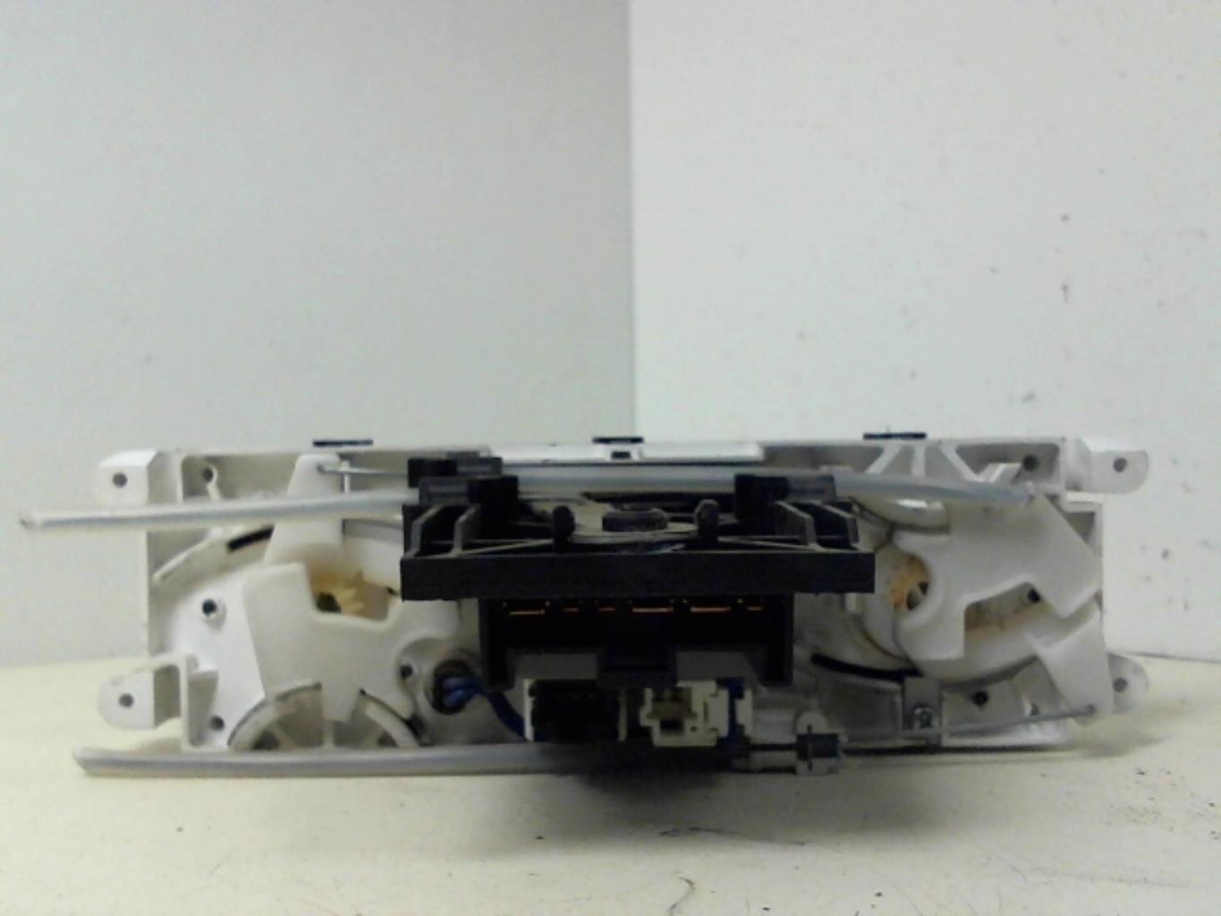 Commande chauffage SUBARU FORESTER 1 Essence - 1