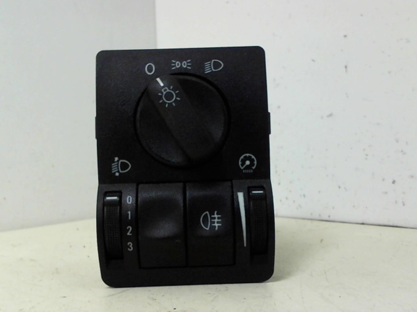 Commande de phare SUZUKI IGNIS 2 Essence - 1