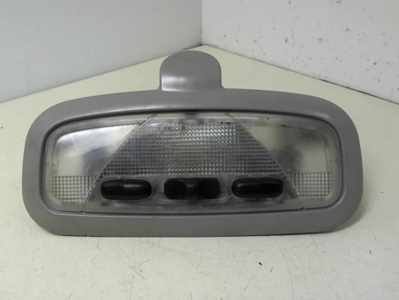 Luce di cortesia FORD FIESTA 5 PHASE 1 Diésel - 1