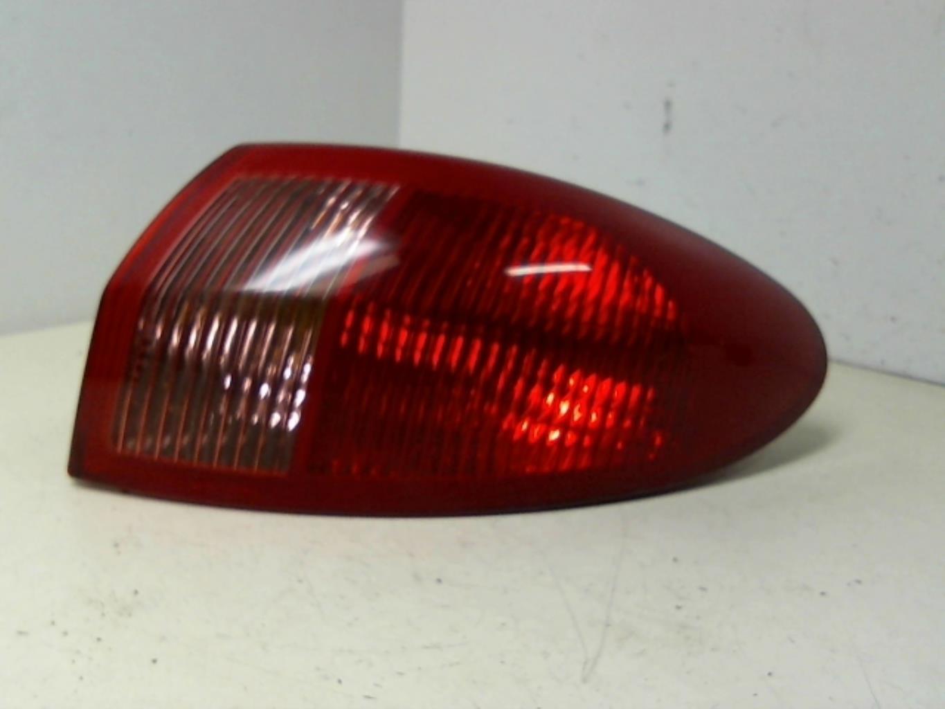 Fanale posteriore principale destro (luci) ALFA ROMEO 147 PHASE 2 Diésel - 1