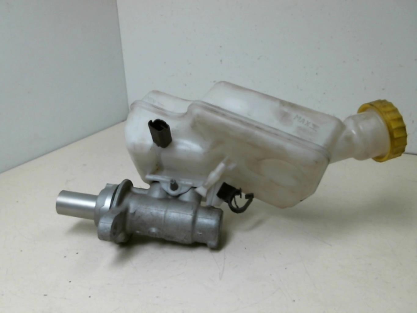 Cilindro maestro (freno) CITROEN C3 2 PHASE 1 Gasolina - 1