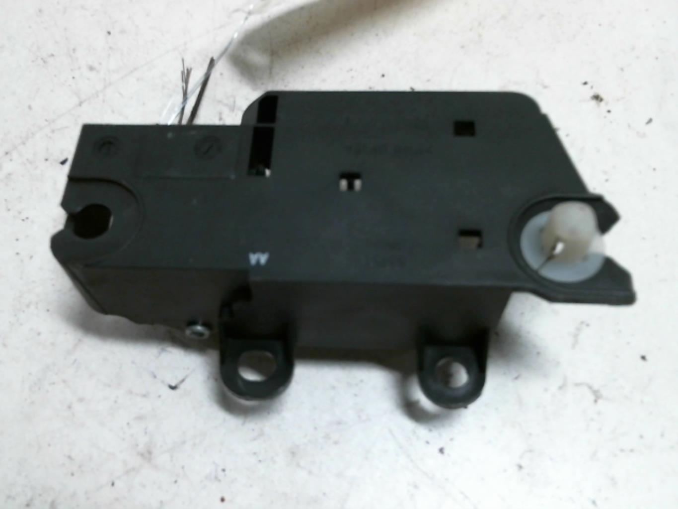 Maniglia interna posteriore destra FORD FOCUS 2 PHASE 2 Diésel - 1