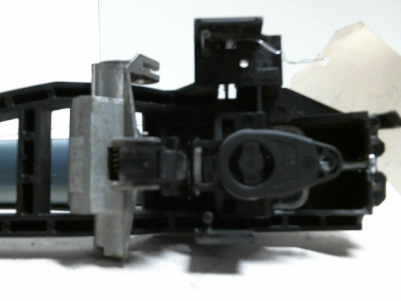Poignee porte avant gauche FORD FOCUS 2 PHASE 2 Diesel - 1