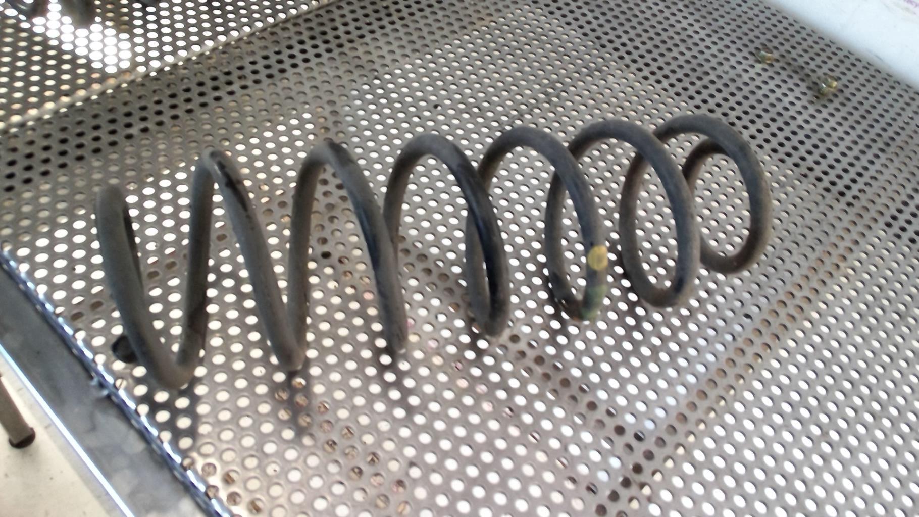 Molla sospensione posteriore destra VOLKSWAGEN POLO 5 PHASE 1 Diésel - 1