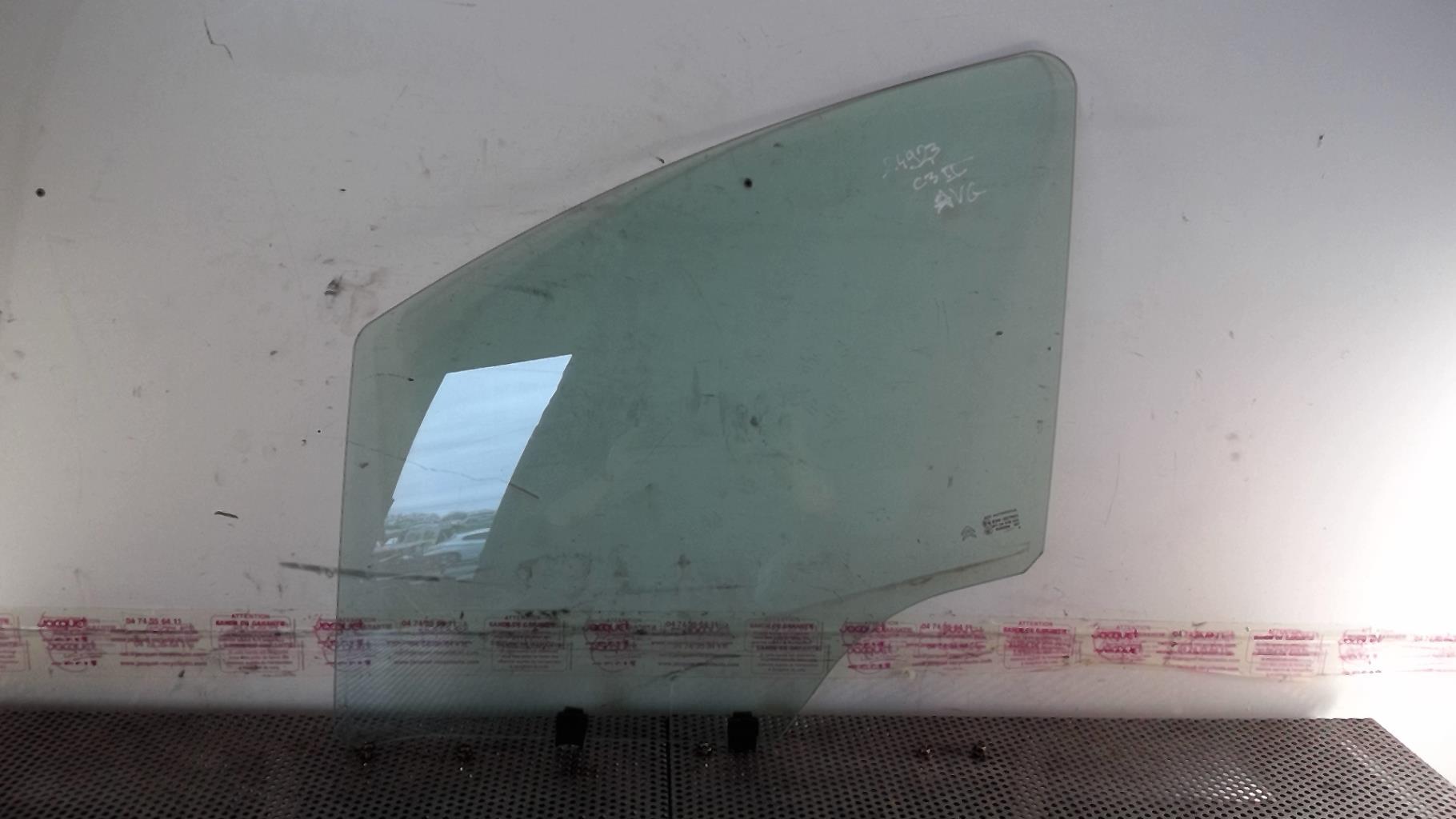 Vitre avant gauche CITROEN C3 2 PHASE 1 Essence - 1