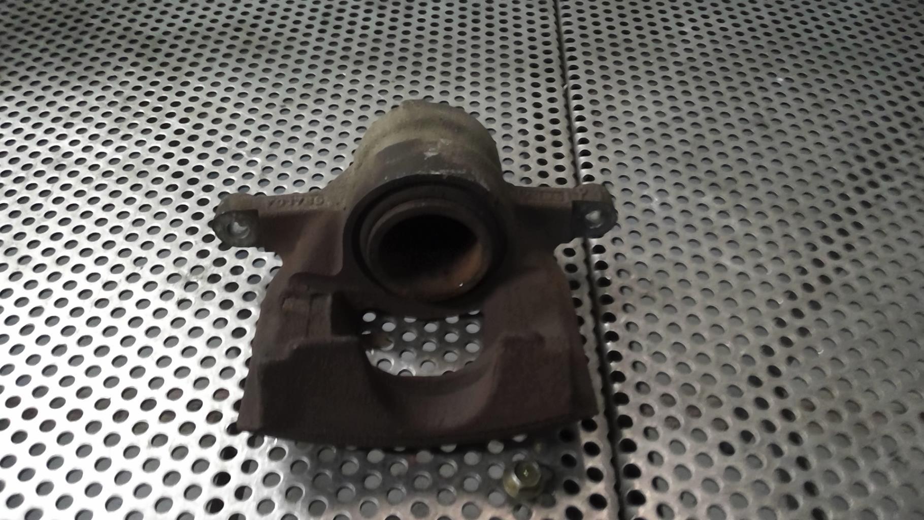Pinza freni anteriore sinistra TOYOTA AYGO 1 PHASE 1 Gasolina - 1