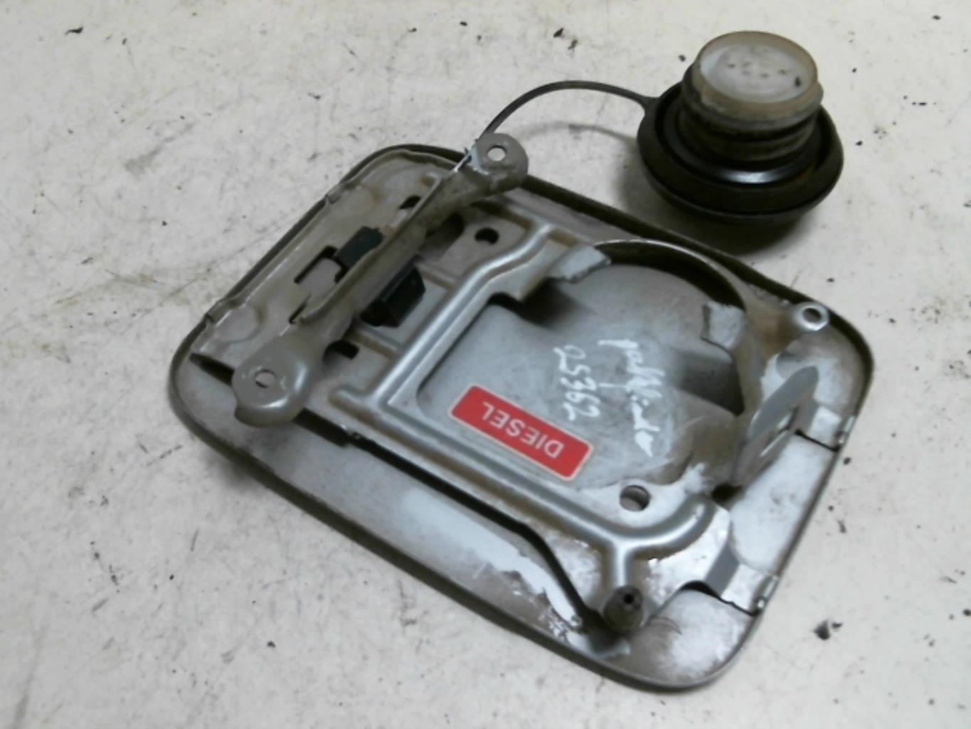 Sportello carburante NISSAN PATHFINDER 2 PHASE 1 Diésel - 1