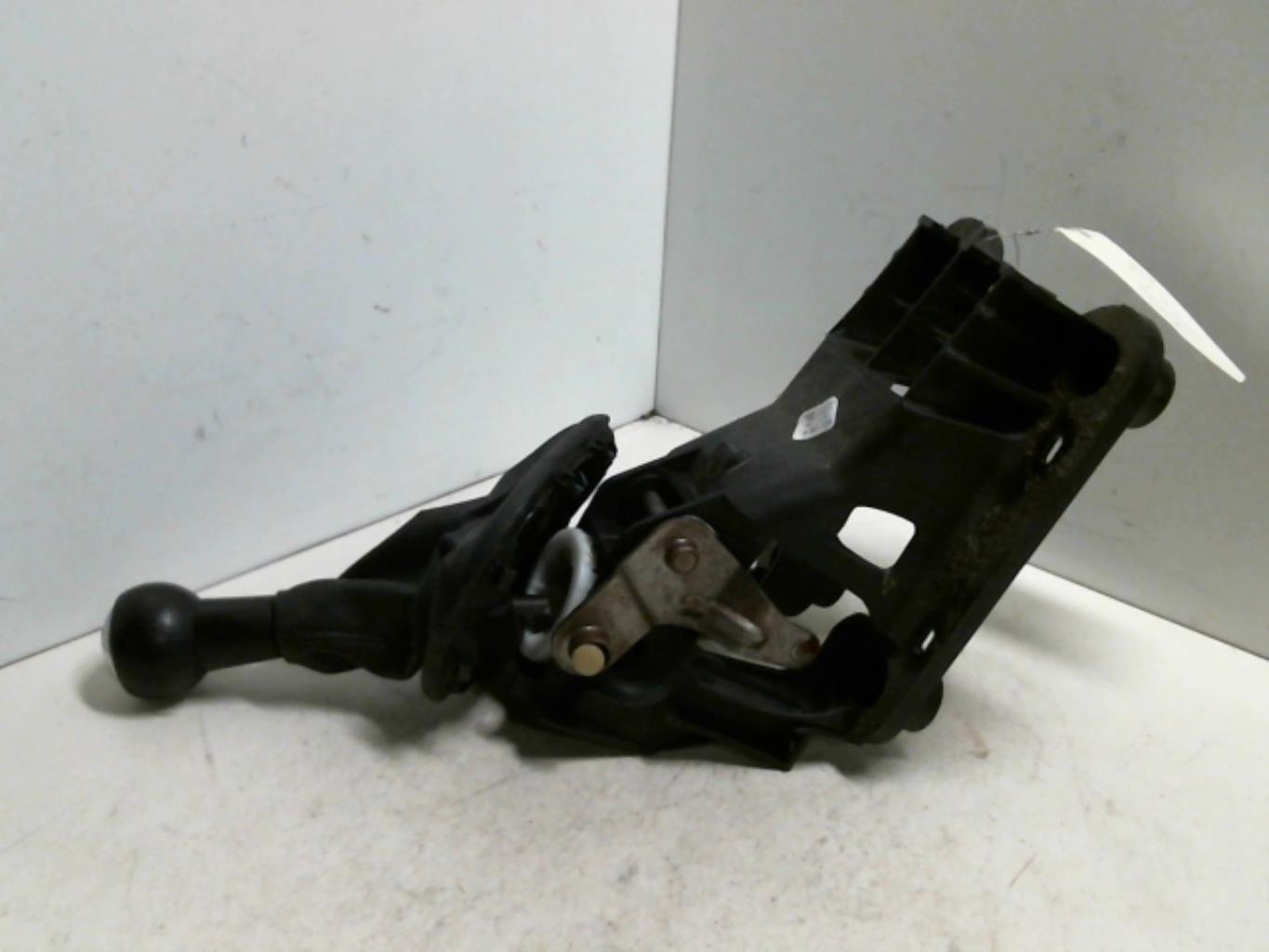 Levier de vitesses PEUGEOT 207 PHASE 1 Diesel - 1