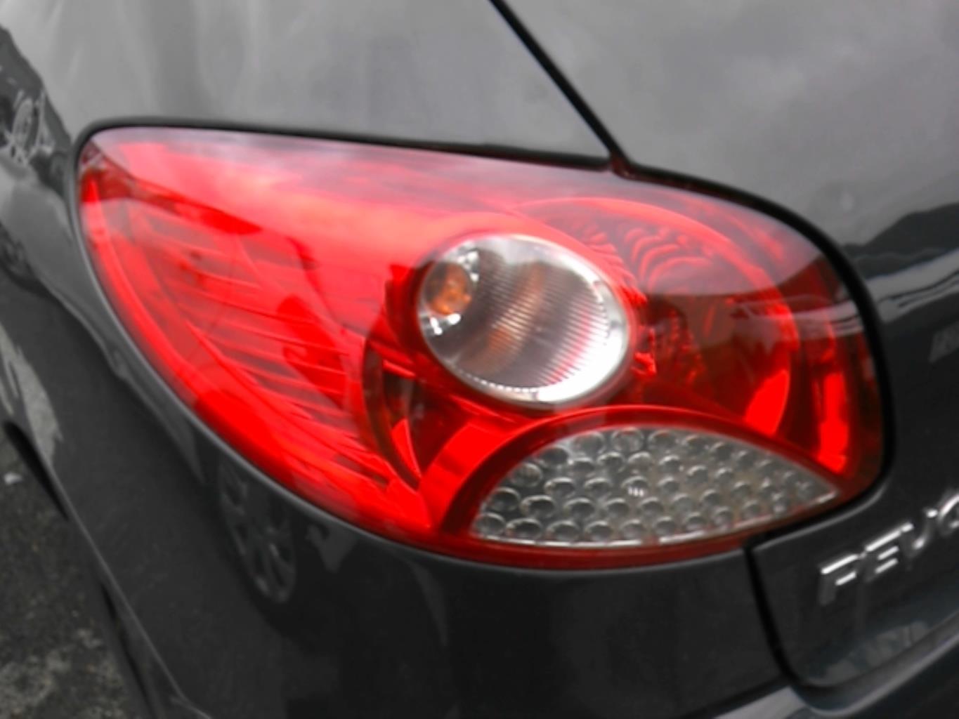 Fanale posteriore principale sinistro (luci) PEUGEOT 206+ Gasolina - 1