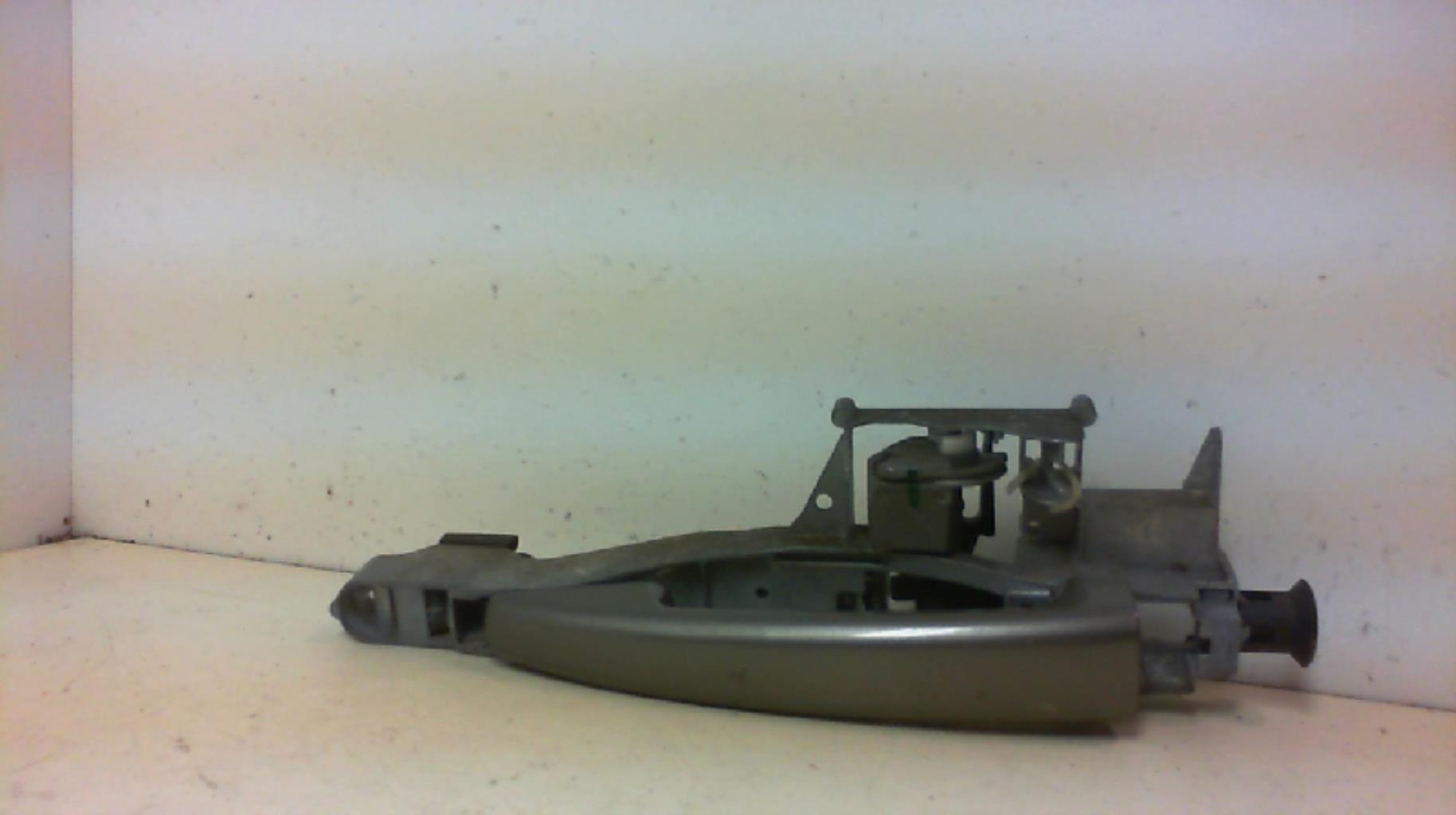Maniglia portiera posteriore sinistra CITROEN C4 GRAND PICASSO 1 Diésel - 1
