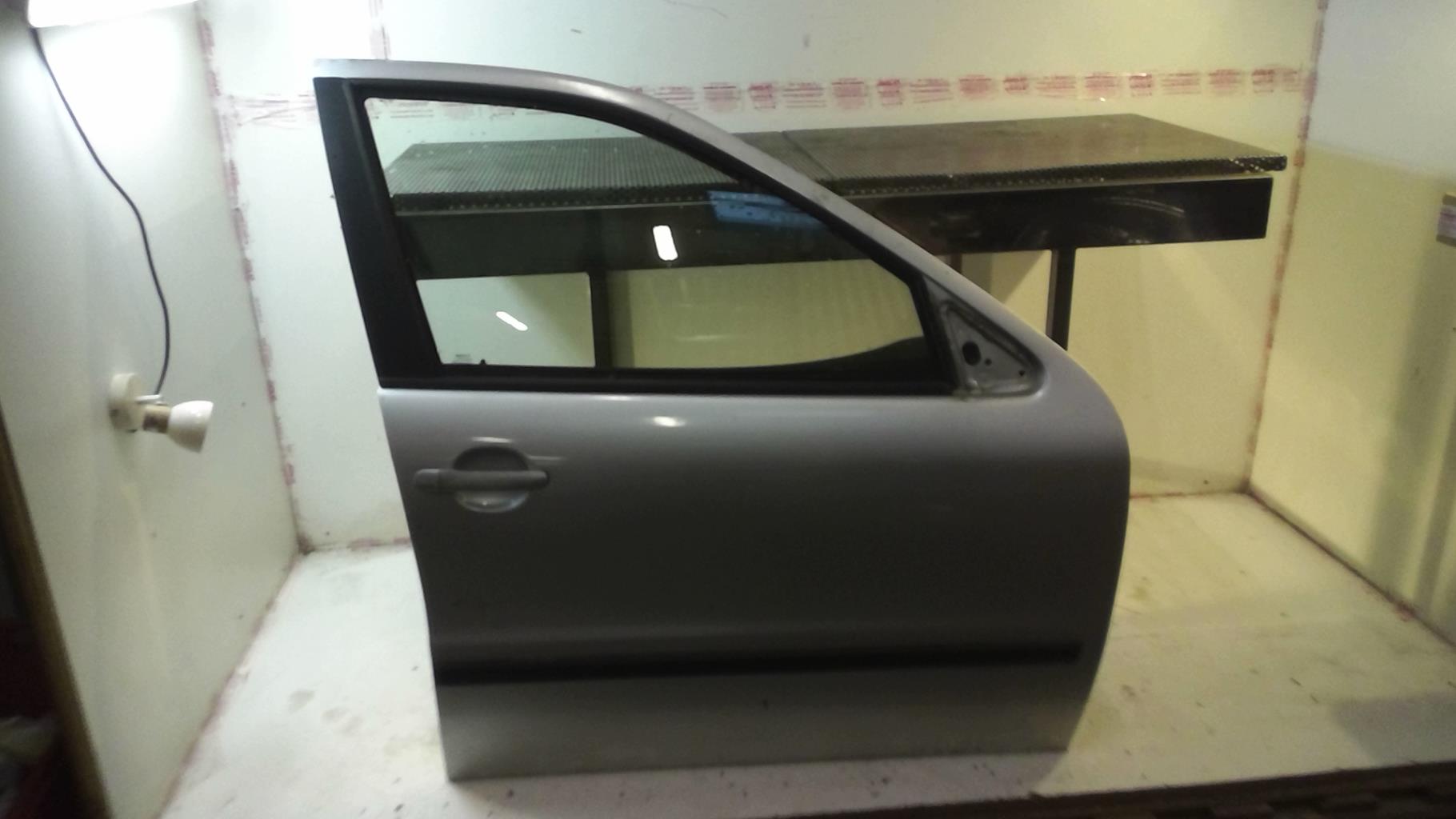 Porte avant droit SEAT LEON 1 Diesel - 1