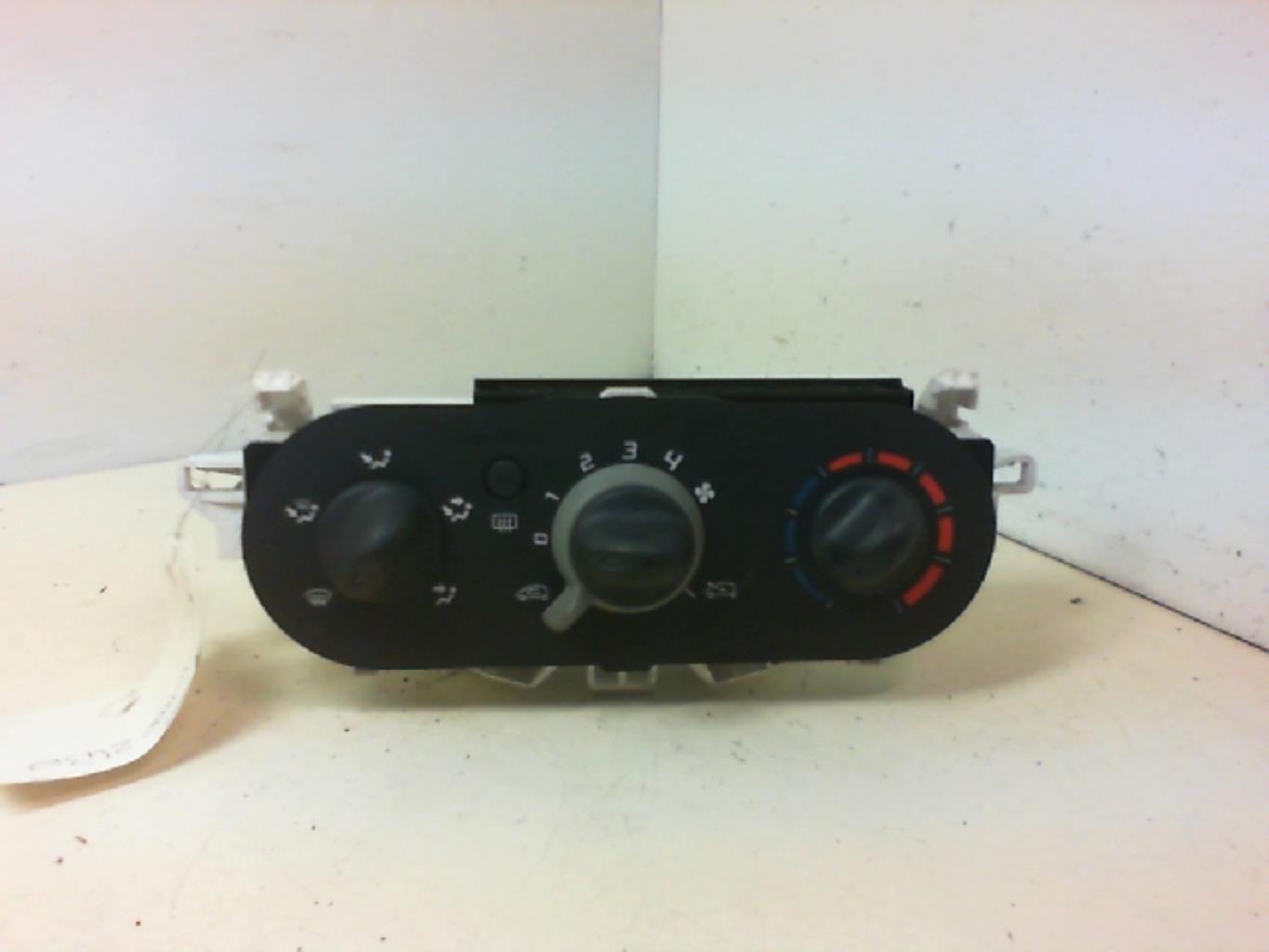 Commande chauffage RENAULT TWINGO 2 PHASE 1 Essence - 1