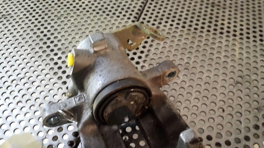 Pinza freni posteriore destra CITROEN C3 1  - 1