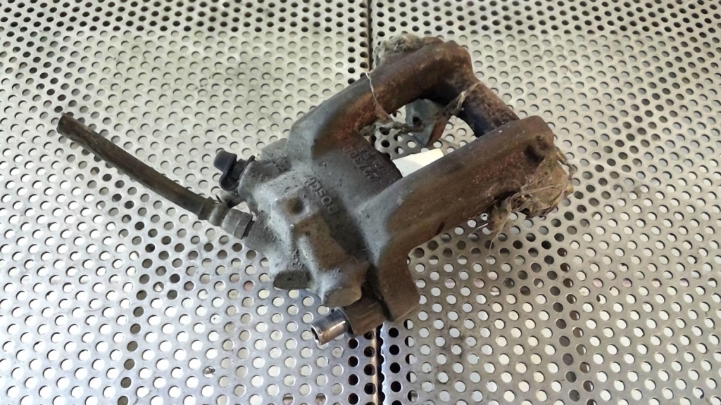 Pinza freni anteriore destra BMW SERIE 1 F20 F21  - 1