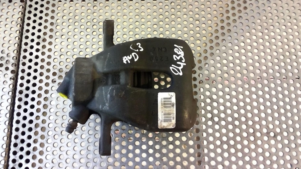 Etrier avant droit (freinage) CITROEN C3 1 PHASE 1 Essence - 1