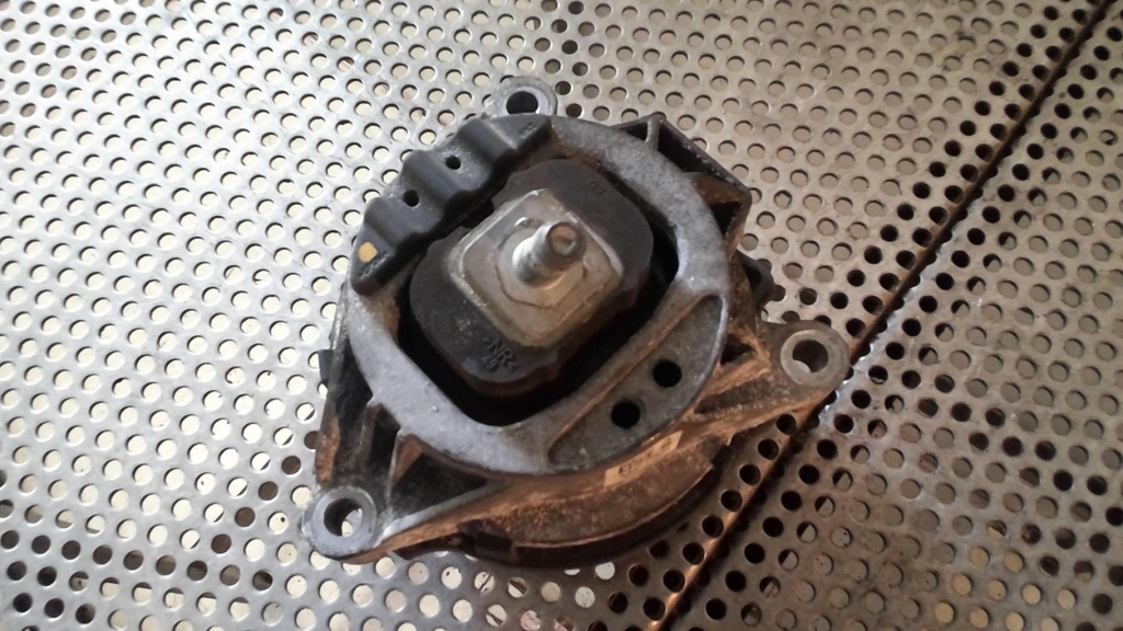 Supporto motore destro BMW SERIE 1 F20 F21  - 1