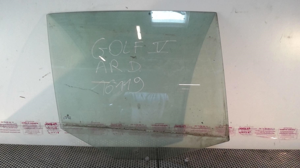 Vetro posteriore destro VOLKSWAGEN GOLF 5 Diésel - 1