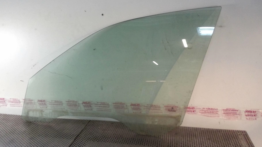 Vitre avant gauche BMW SERIE 5 E39 Diesel - 1