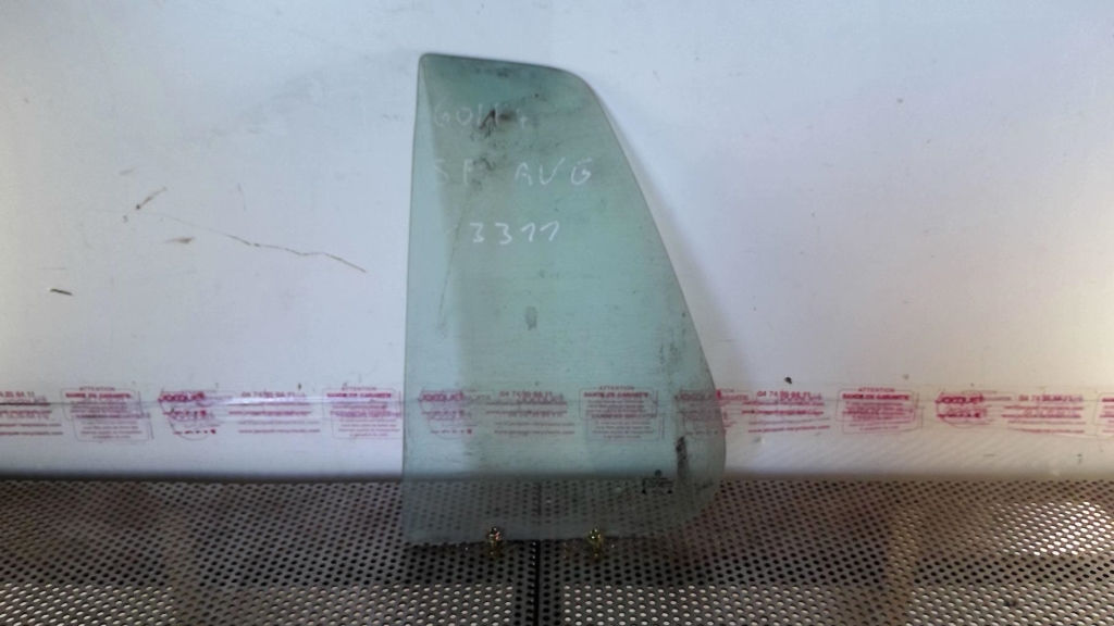 Ventanilla triangular trasera izquierda (puerta) VOLKSWAGEN GOLF 4 Diésel - 1