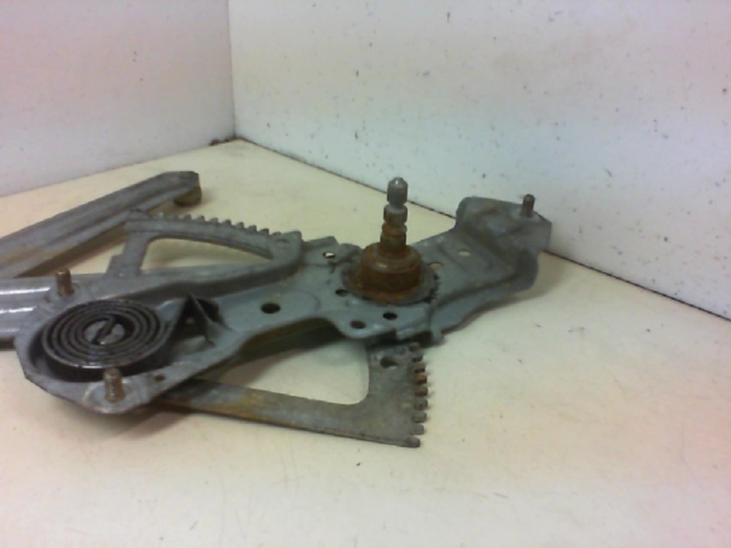 Alzacristalli manuale anteriore destro PEUGEOT 205 PHASE 2 Diésel - 1