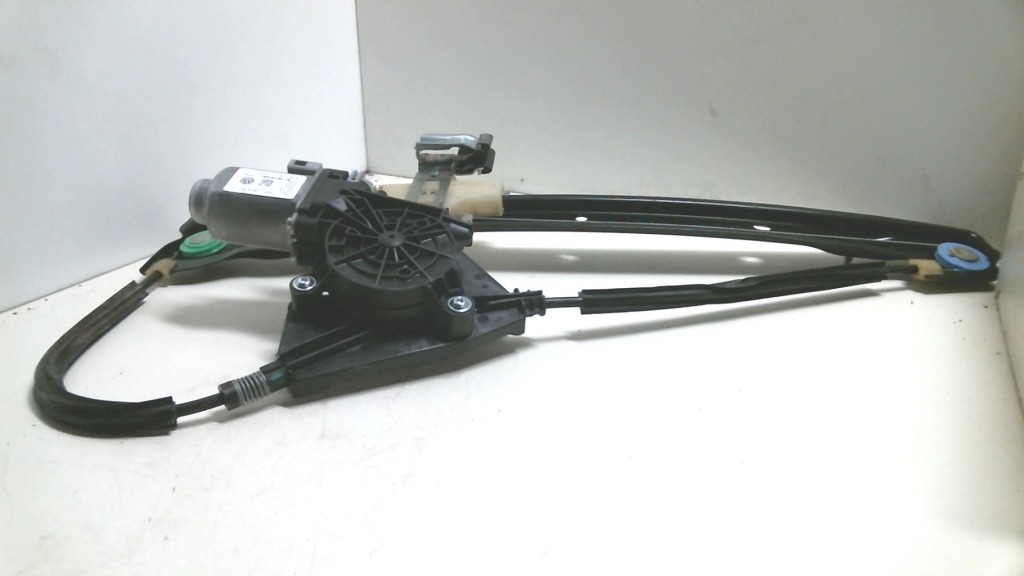 Alzacristalli manuale anteriore destro VOLKSWAGEN UP PHASE 1 Gasolina - 1