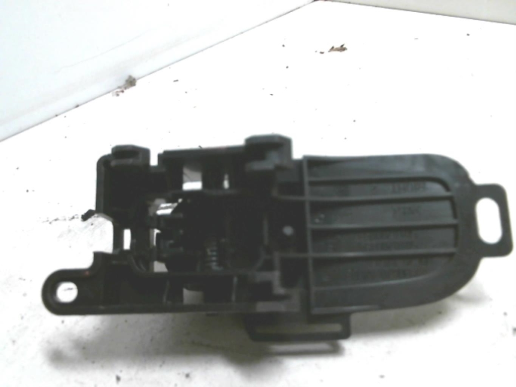 Maniglia interna posteriore destra NISSAN MICRA 3 PHASE 2 Diésel - 1