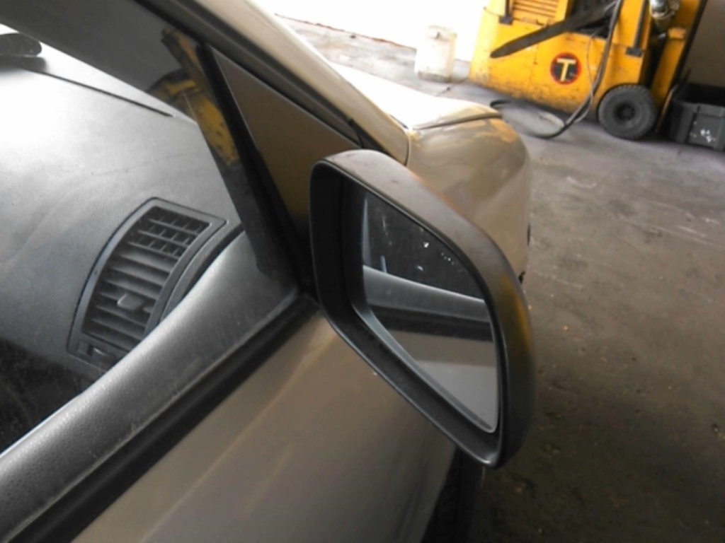 Specchietto retrovisore destro VOLKSWAGEN POLO 4  - 1