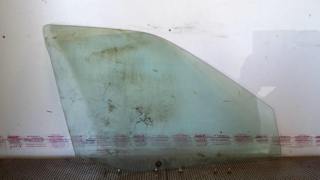 Vitre avant droit CITROEN XANTIA Diesel - 1