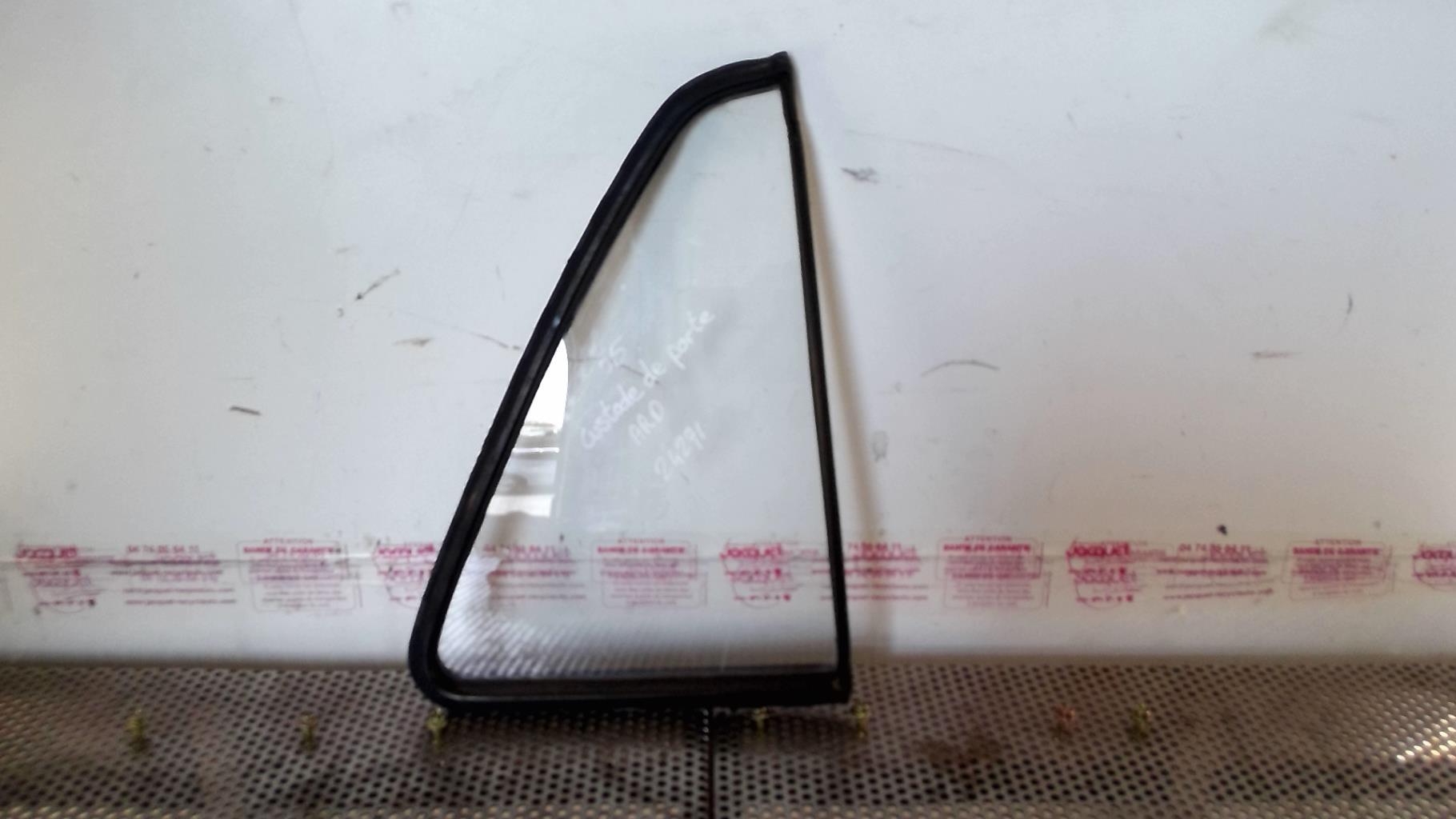 Vetro laterale fisso posteriore destro (portiera) PEUGEOT 205 PHASE 2 Diésel - 1