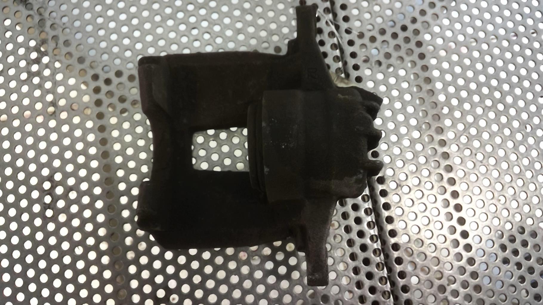 Pinza freni anteriore destra PEUGEOT 307 PHASE 2 BREAK Diésel - 1