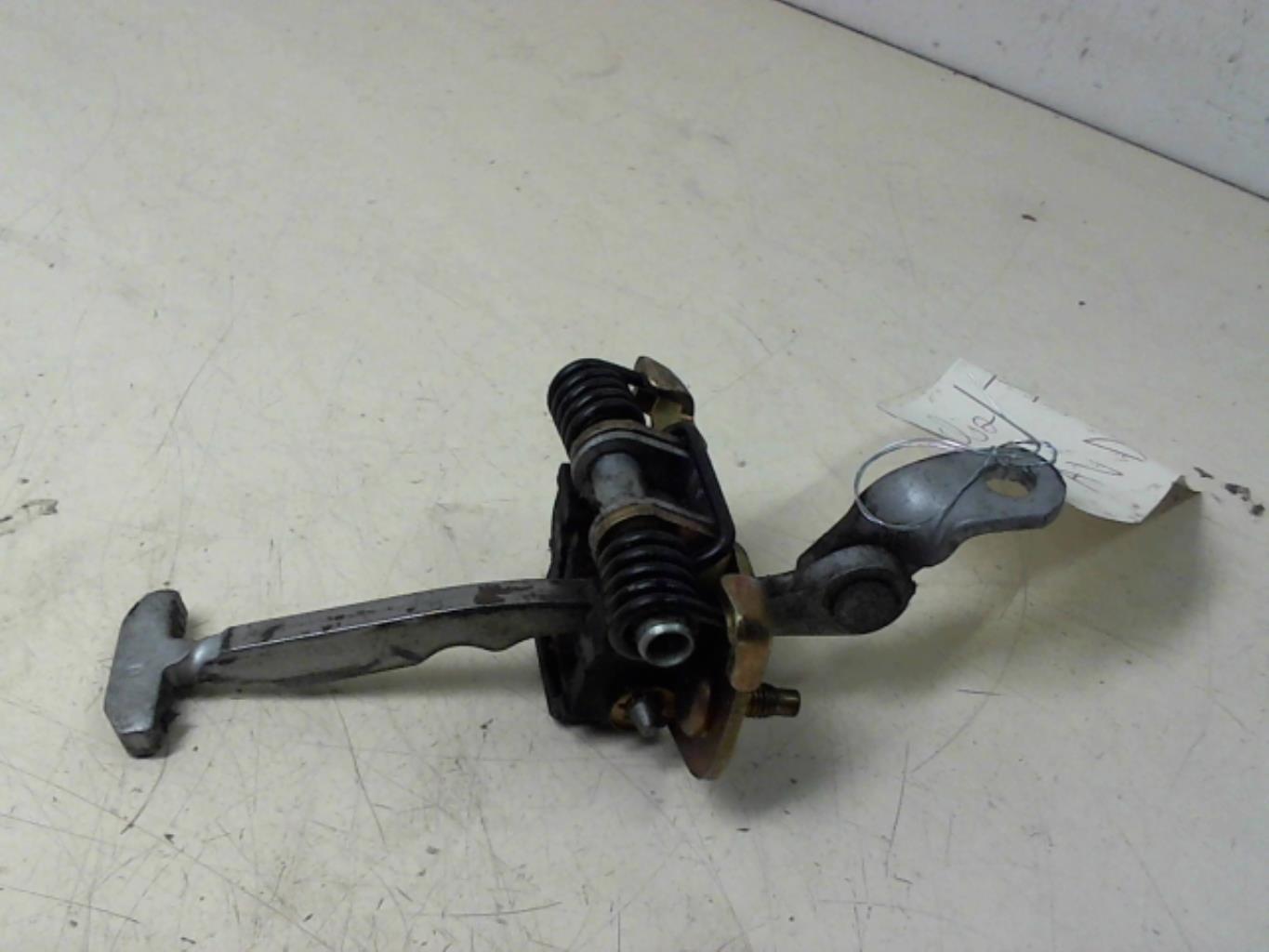 Arresto portiera anteriore destra RENAULT CLIO 2 PHASE 2 Diésel - 1