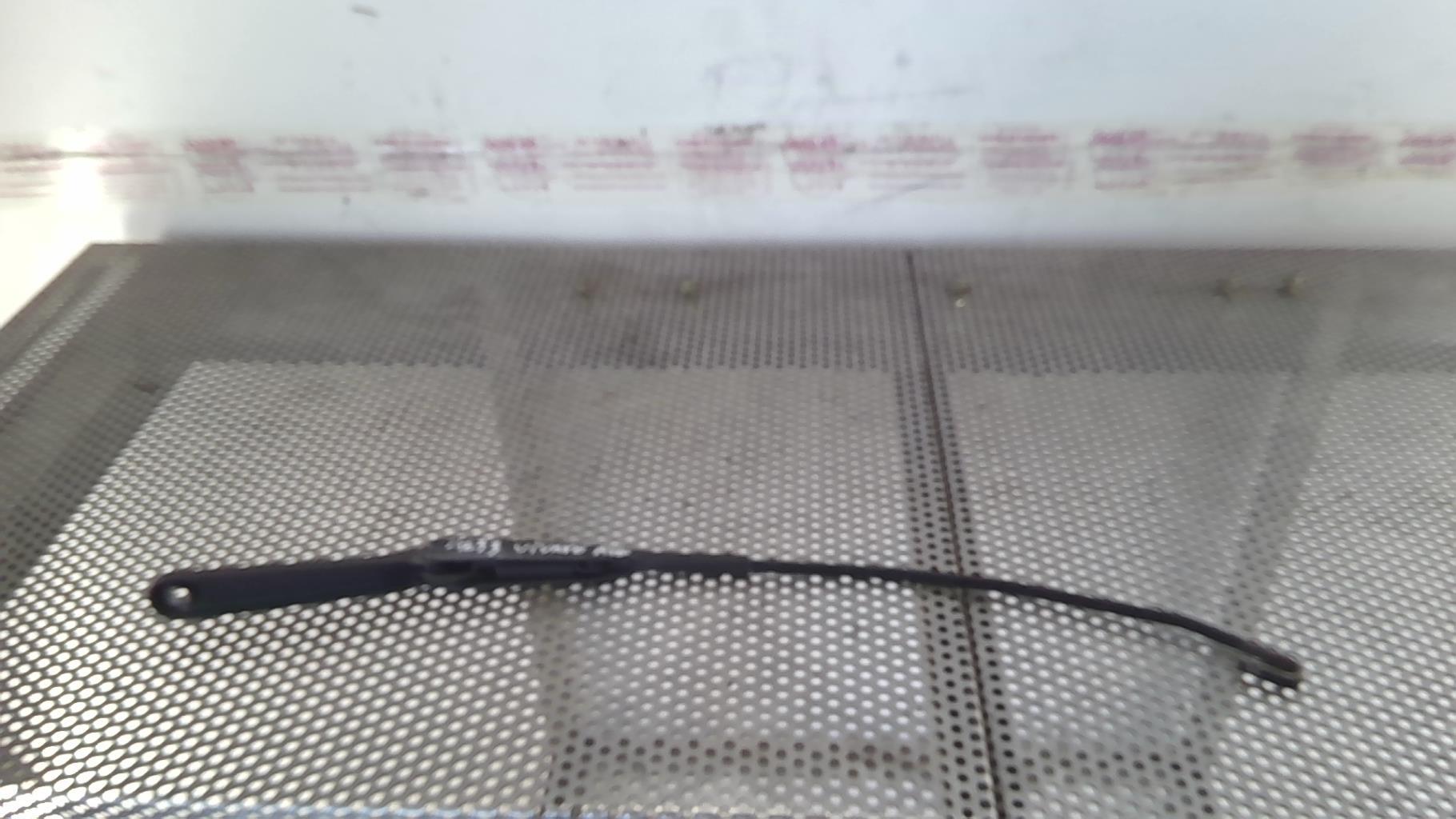 Braccio tergicristallo anteriore sinistro OPEL VIVARO 1 PHASE 1 Diésel - 1