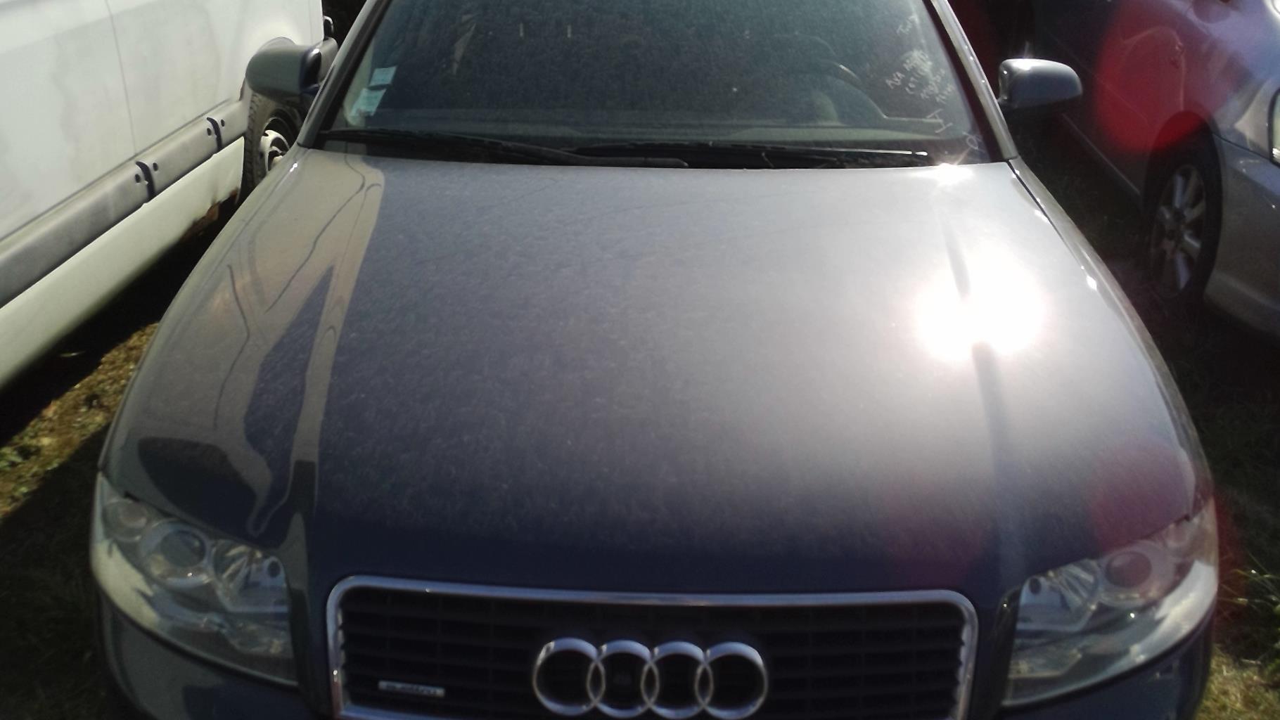 Capot AUDI A4 2 PHASE 1 Essence - 1