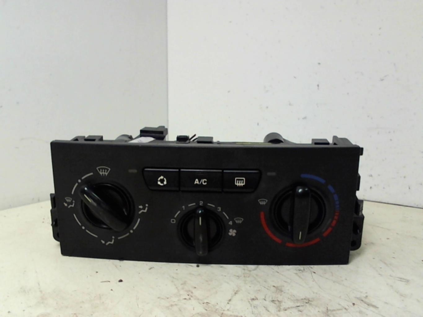 Commande chauffage PEUGEOT 207 PHASE 1 Diesel - 1