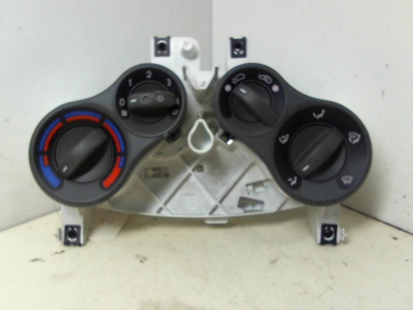 Commande chauffage FIAT PANDA 2 PHASE 1 Essence - 1