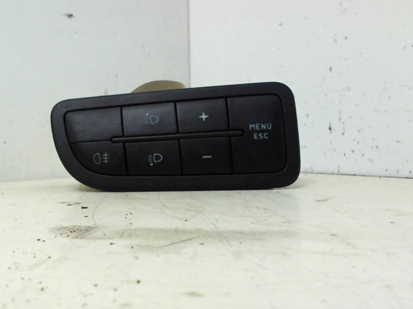 Commande de phare FIAT GRANDE PUNTO Essence - 1