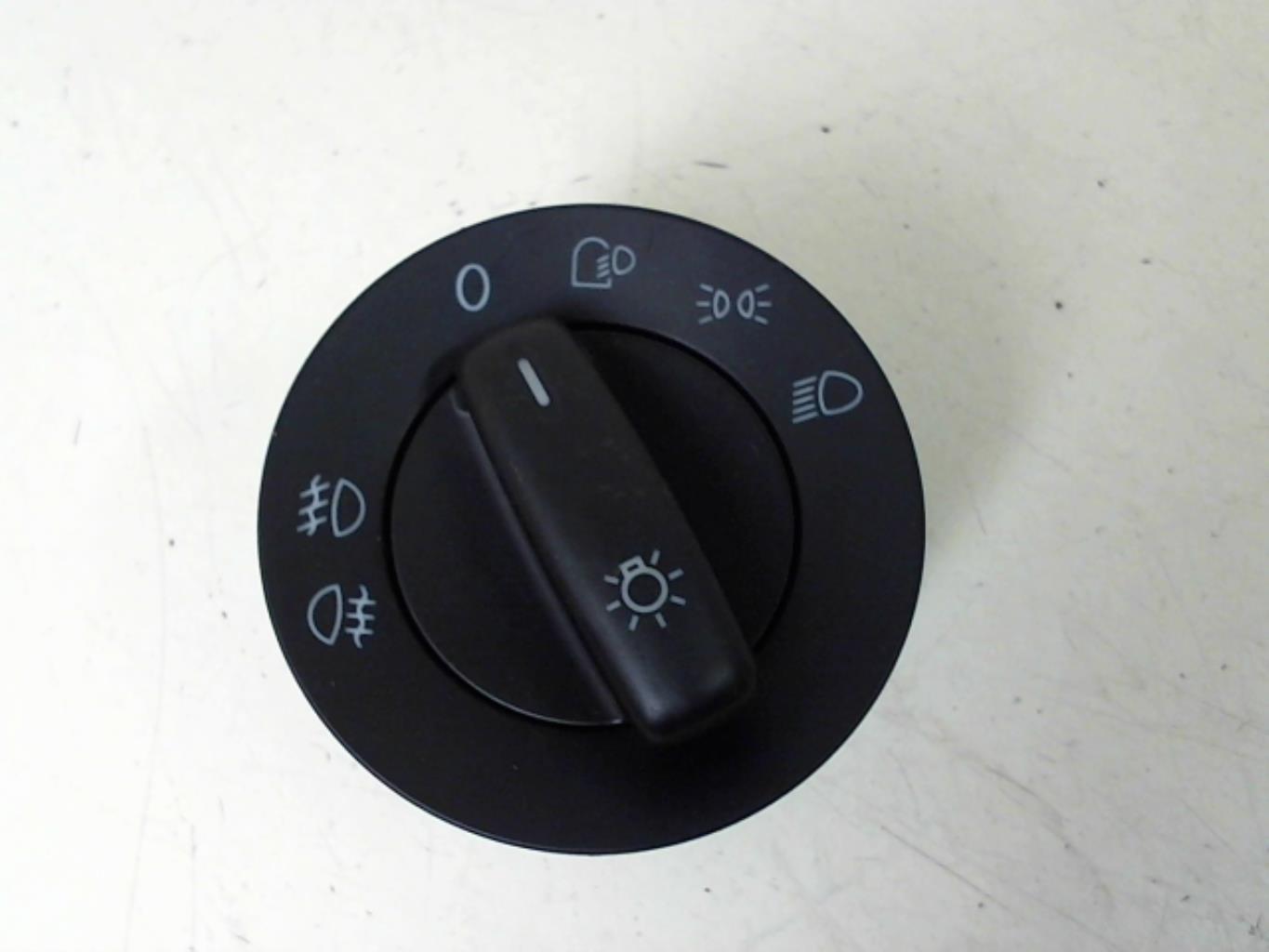 Commande de phare VOLKSWAGEN PASSAT 5 BREAK Diesel - 1