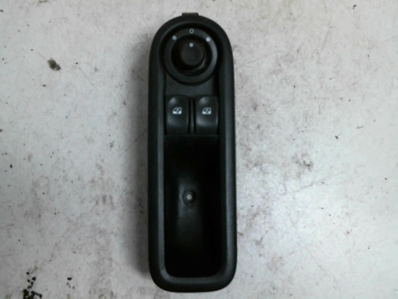 Interruttore lavacristalli anteriore sinistro RENAULT TWINGO 2 PHASE 1 Gasolina - 1