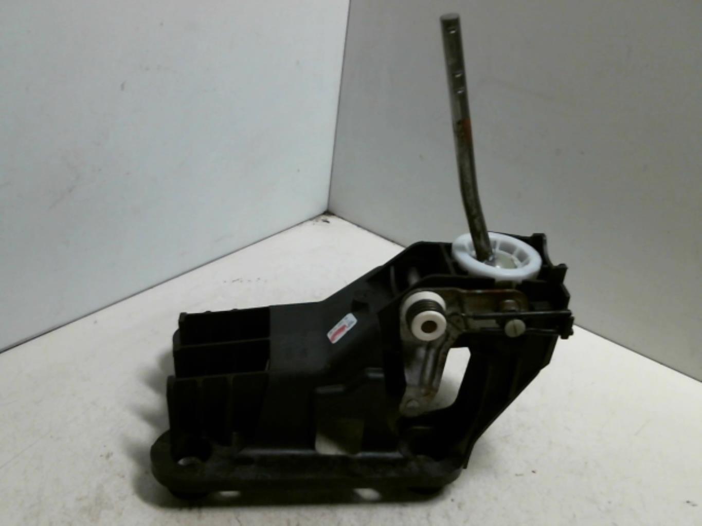 Levier de vitesses PEUGEOT 207 Essence - 1