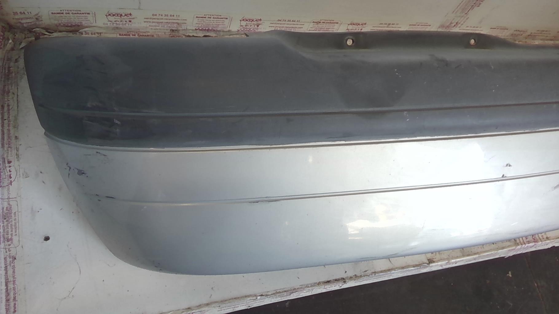 Pare choc arriere RENAULT CLIO 2 PHASE 1 Essence - 1