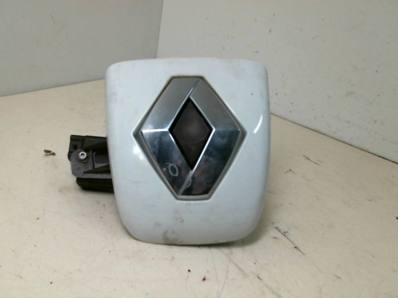 Bouton de coffre RENAULT CLIO 2 CAMPUS PHASE 2 Diesel - 1
