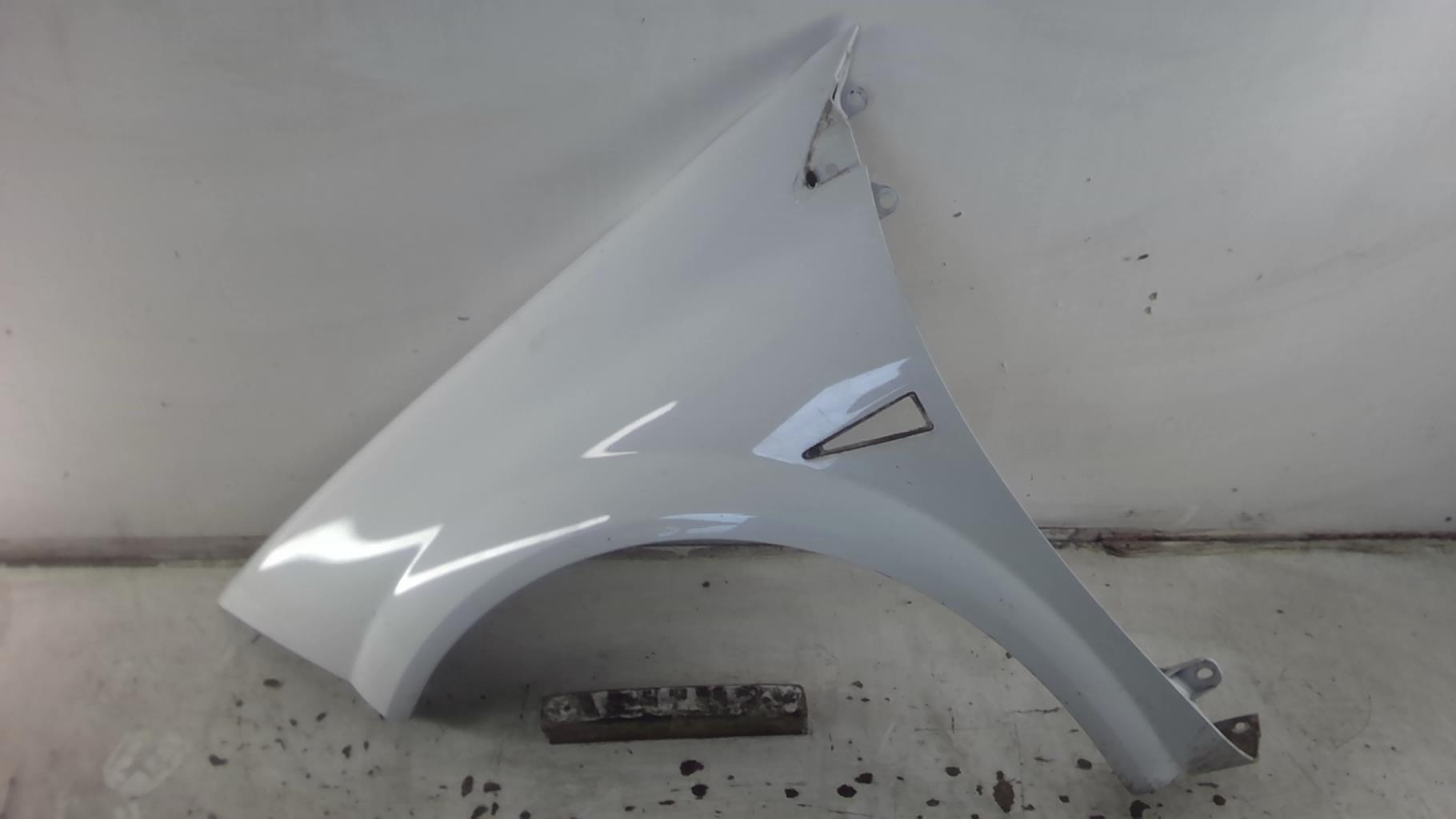 Aile avant gauche RENAULT MEGANE 2 PHASE 2 Diesel - 1
