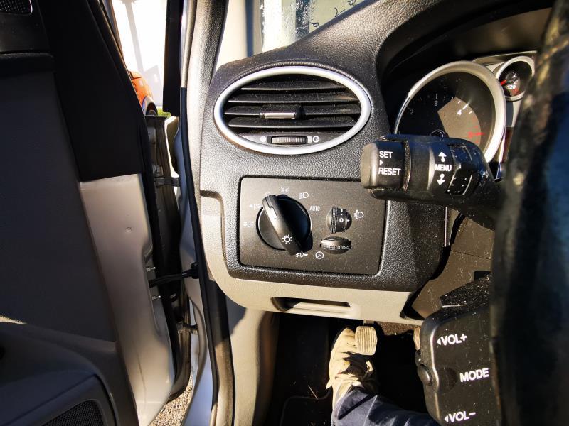 Commande de phare FORD FOCUS 2 PHASE 2 Diesel - 1