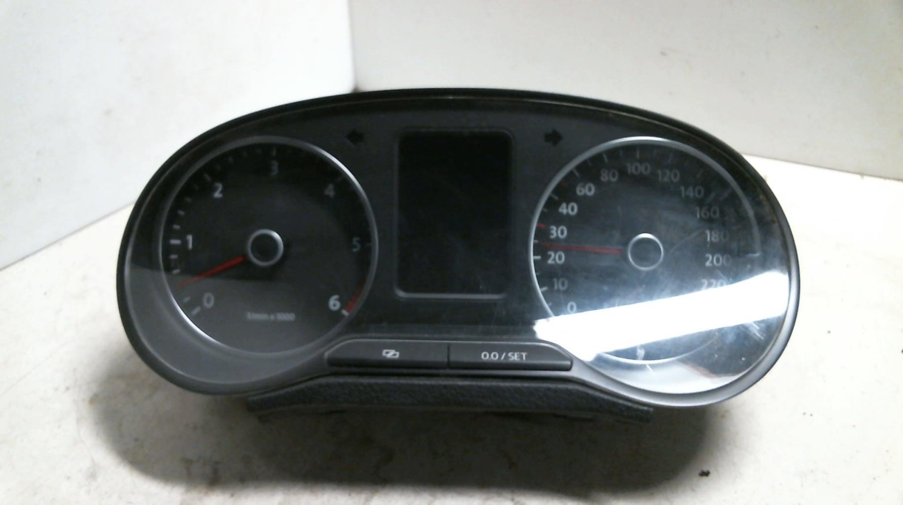Compteur VOLKSWAGEN POLO 5 PHASE 1 Diesel - 1