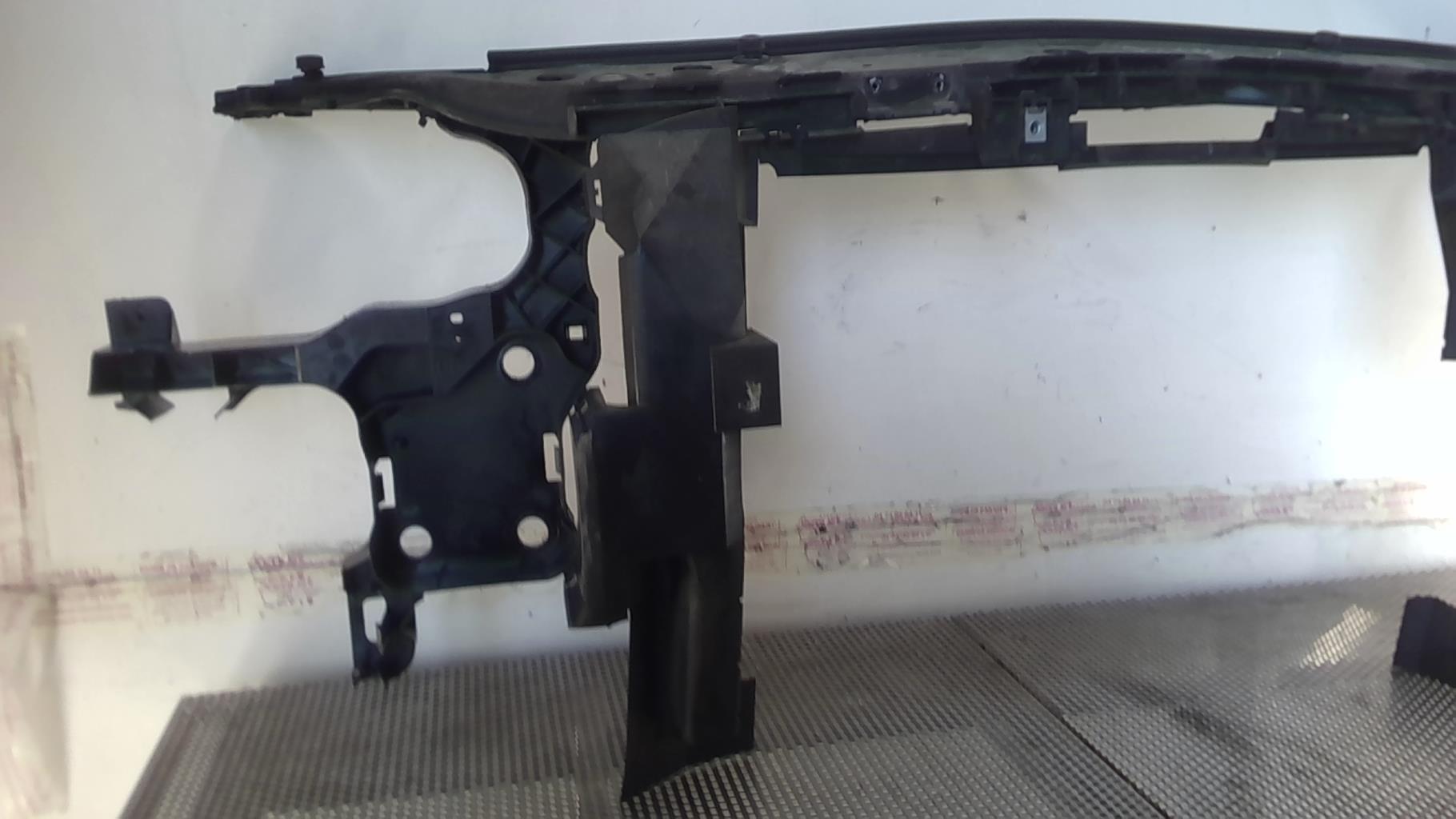 Face avant RENAULT MEGANE 2 PHASE 1 Diesel - 1