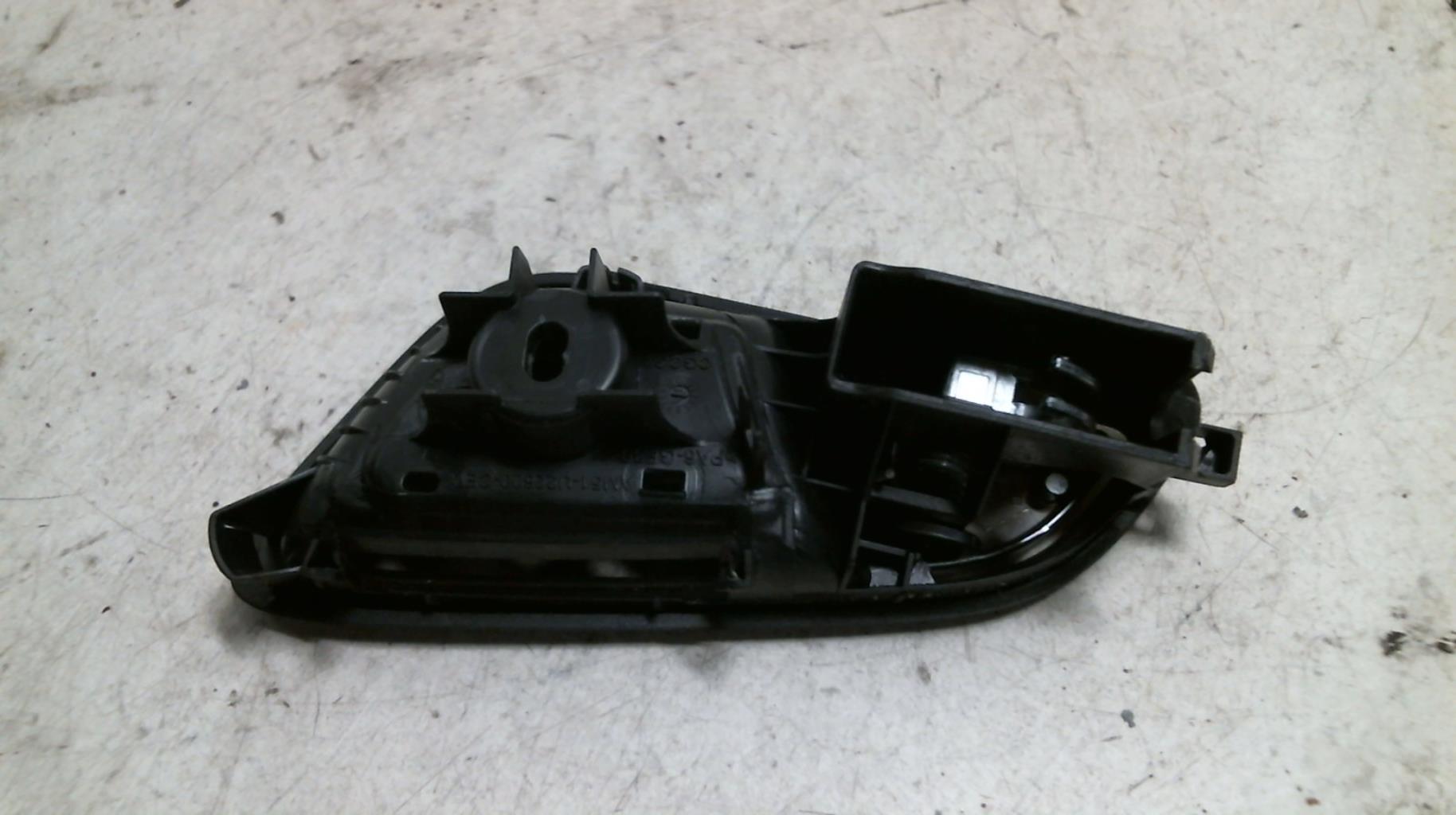 Maniglia interna anteriore destra FORD FOCUS 3 PHASE 1 Diésel - 1