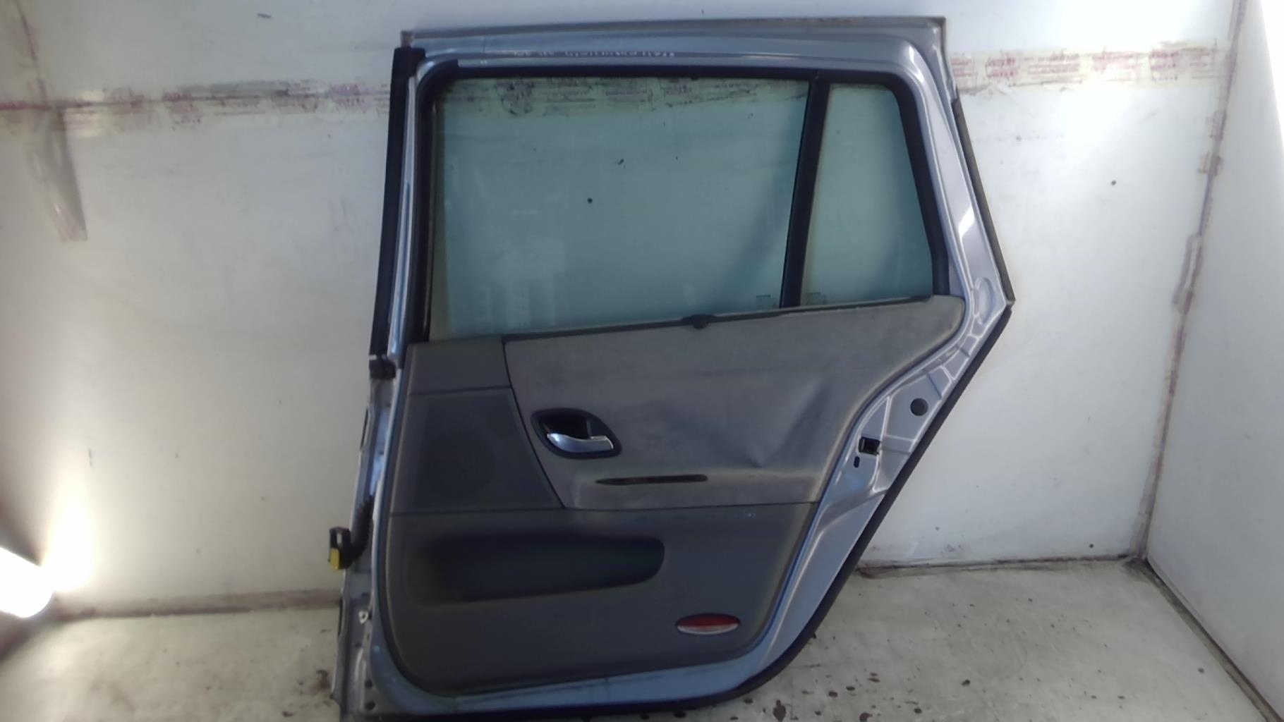 Porte arriere droit RENAULT LAGUNA 2 PHASE 1 BREAK Diesel - 1